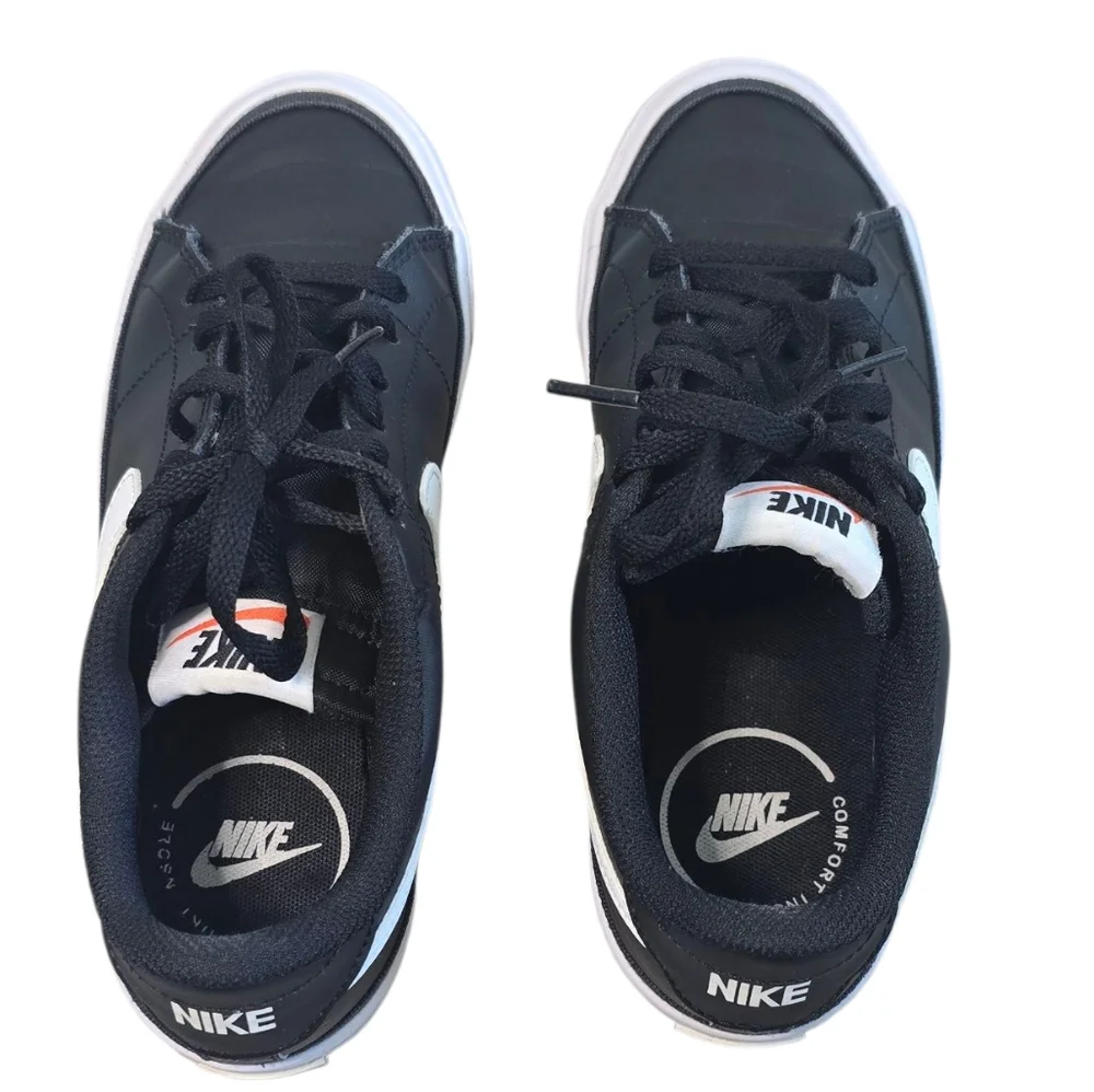 Nike Kids Black and White Sneakers - Picture 4 of 10